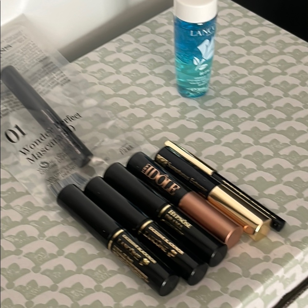 Eyes makeup products